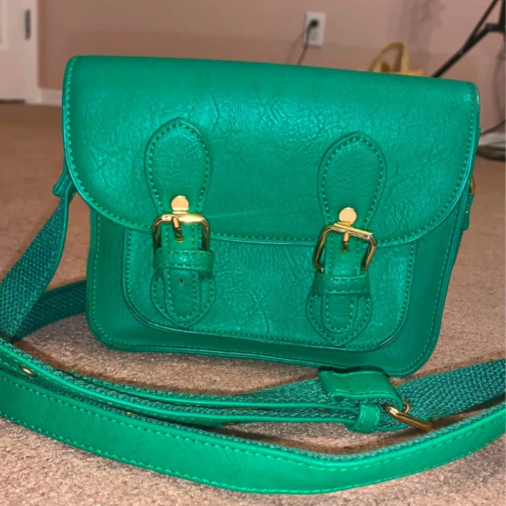 Green Charming Charlie’s Purse